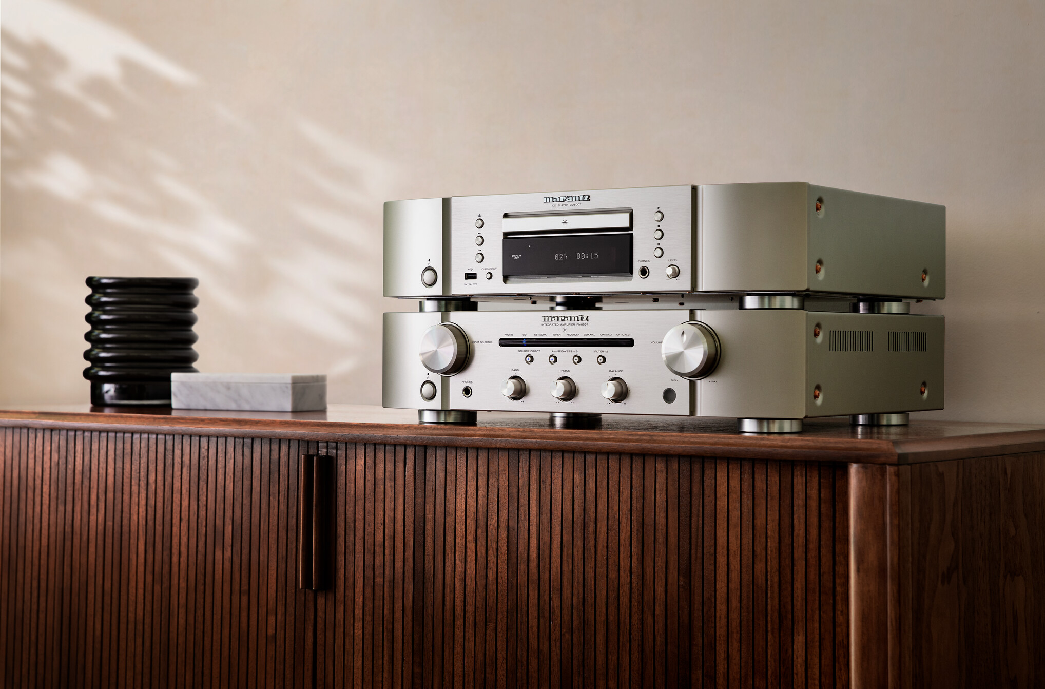 LowMarantz_PM_CD_S_6007_Lifestyle_002 B&W Group (Schweiz)